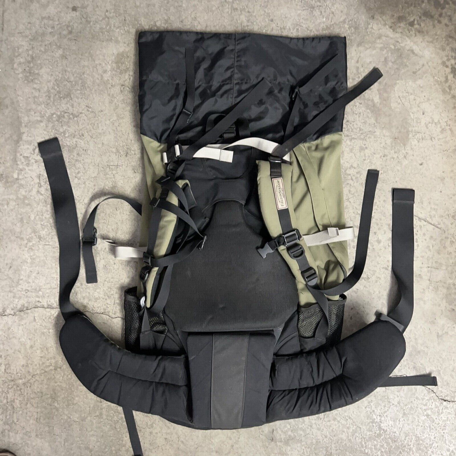 VINTAGE Field & Stream Internal Frame Backpack Hiking/Camping