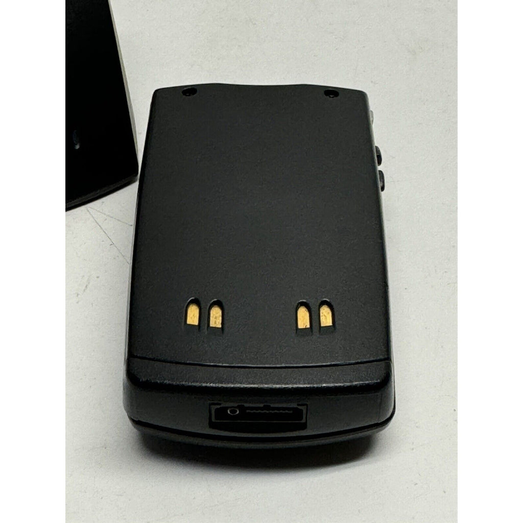 VINTAGE RARE QUALCOMM AIRTOUCH FOLDING CELL PHONE FOR PARTS