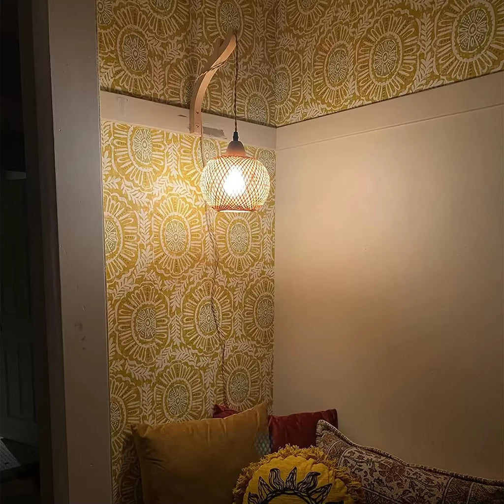 Bamboo Lantern Wall Lamp - Hand-Woven Natural Rattan Wicker E27 Chandeliers and Wall Light Fixtures for Elegant Room Decor
