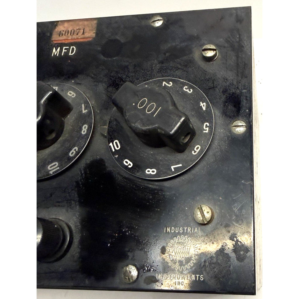 VINTAGE INDUSTRIAL INSTRUMENTS INC MODEL DK 2A RESIDUAL CAP 30 UUF - UNTESTED
