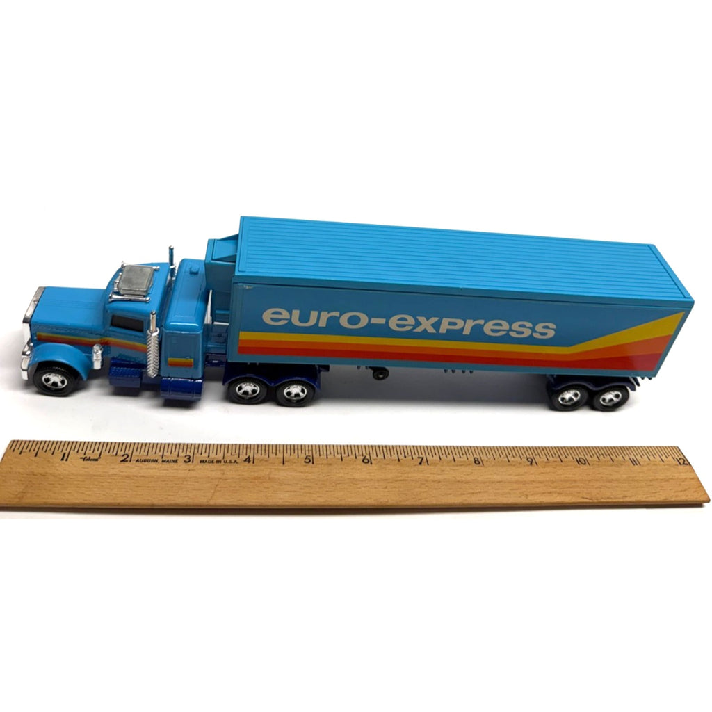 Vintage NEW K- 17 MATCHBOX SUPERKINGS - EURO-EXPRESS SEMI- TRUCK CONTAINER