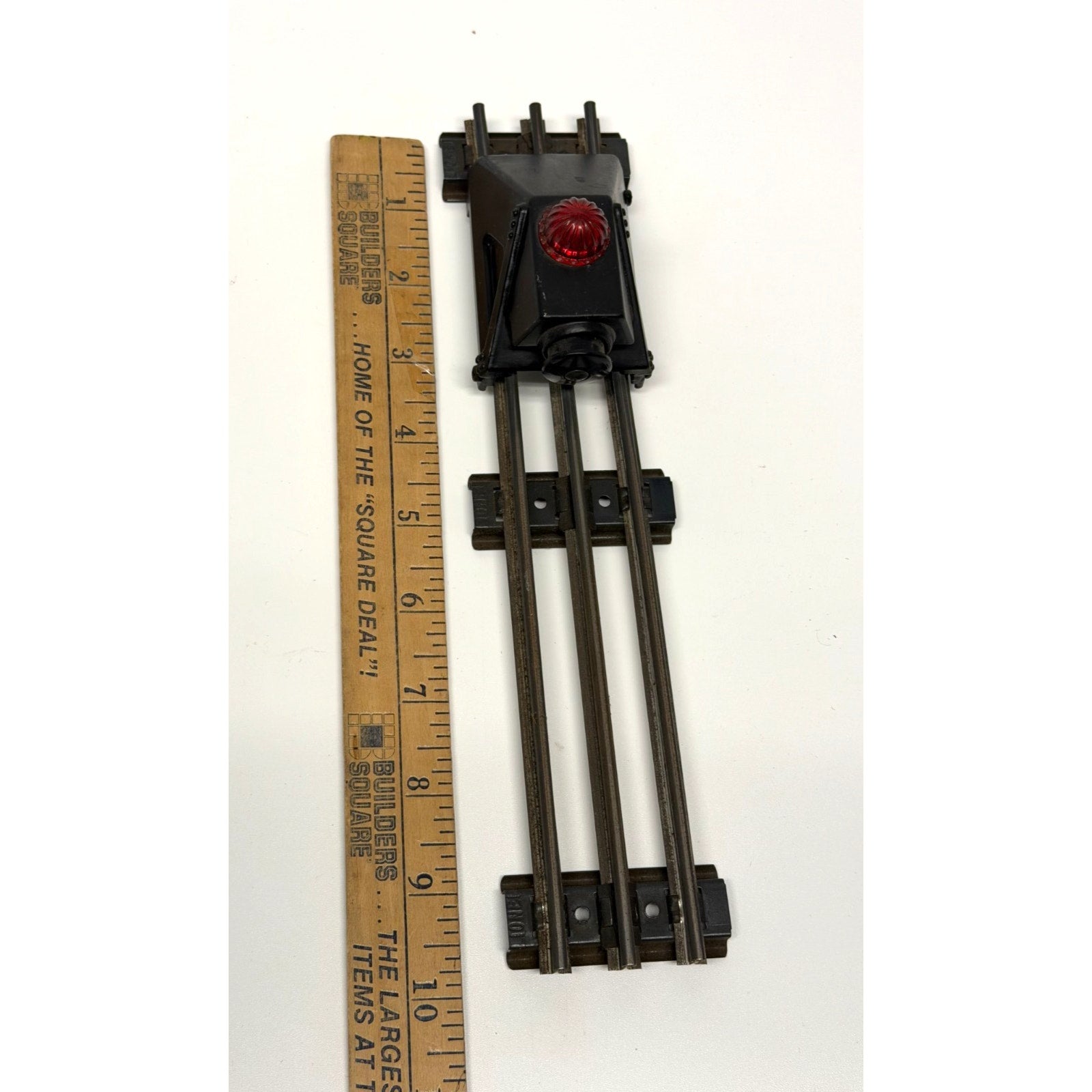 Vintage Lionel 2282 Die-Cast Illuminated Track Bumper O Gauge 3-Rail 1983