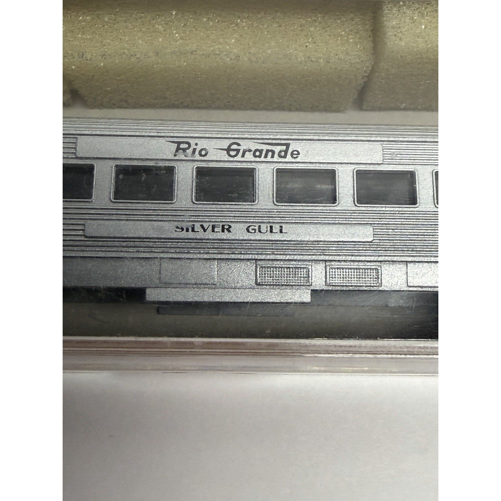 VTG CB8 Arnold N Scale No. 5416 Rio Grande "Silver Shop" Vista Dome Car Germany