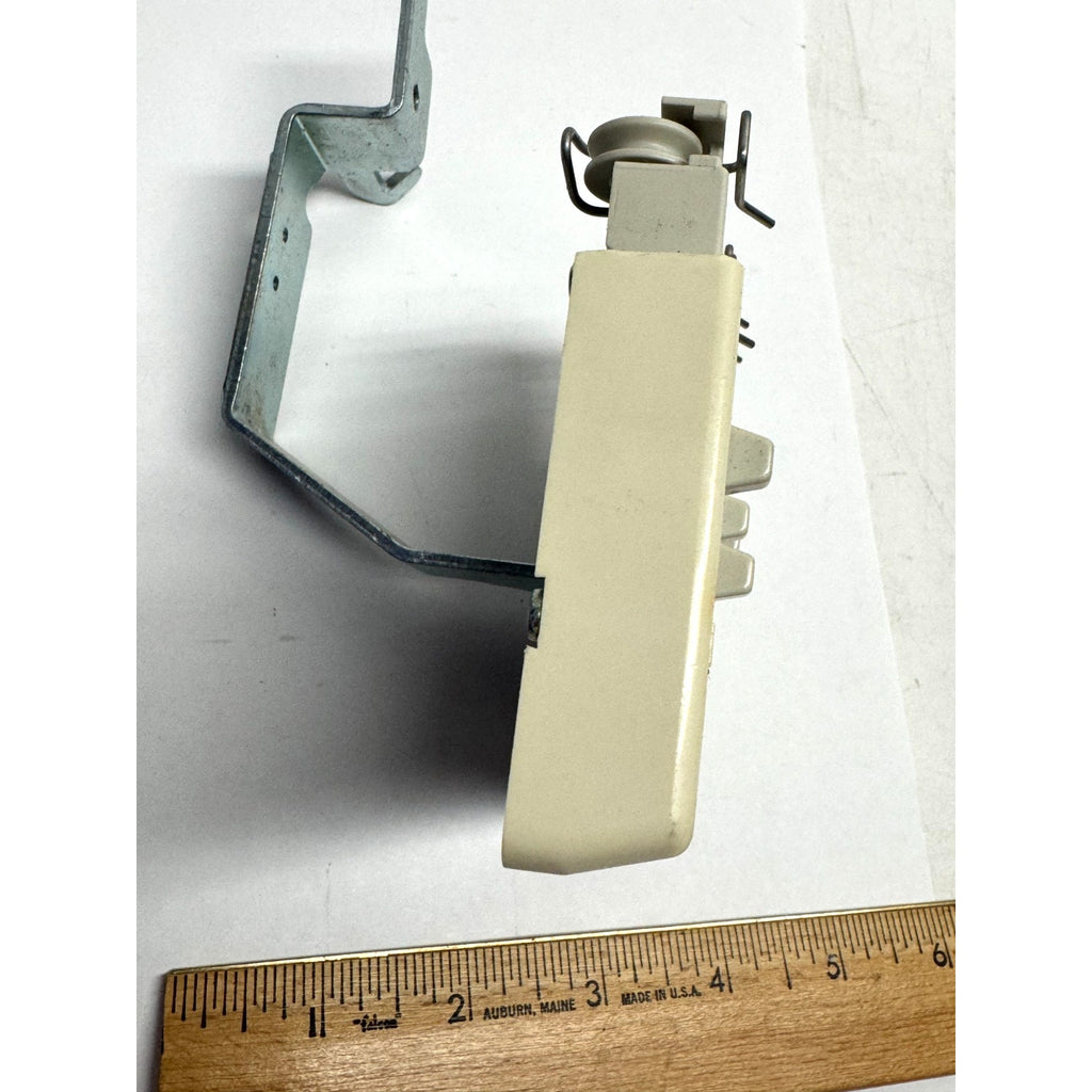 Vintage OEM GENUINE TOYOTA FUSIBLE LINK BLOCK Assembly