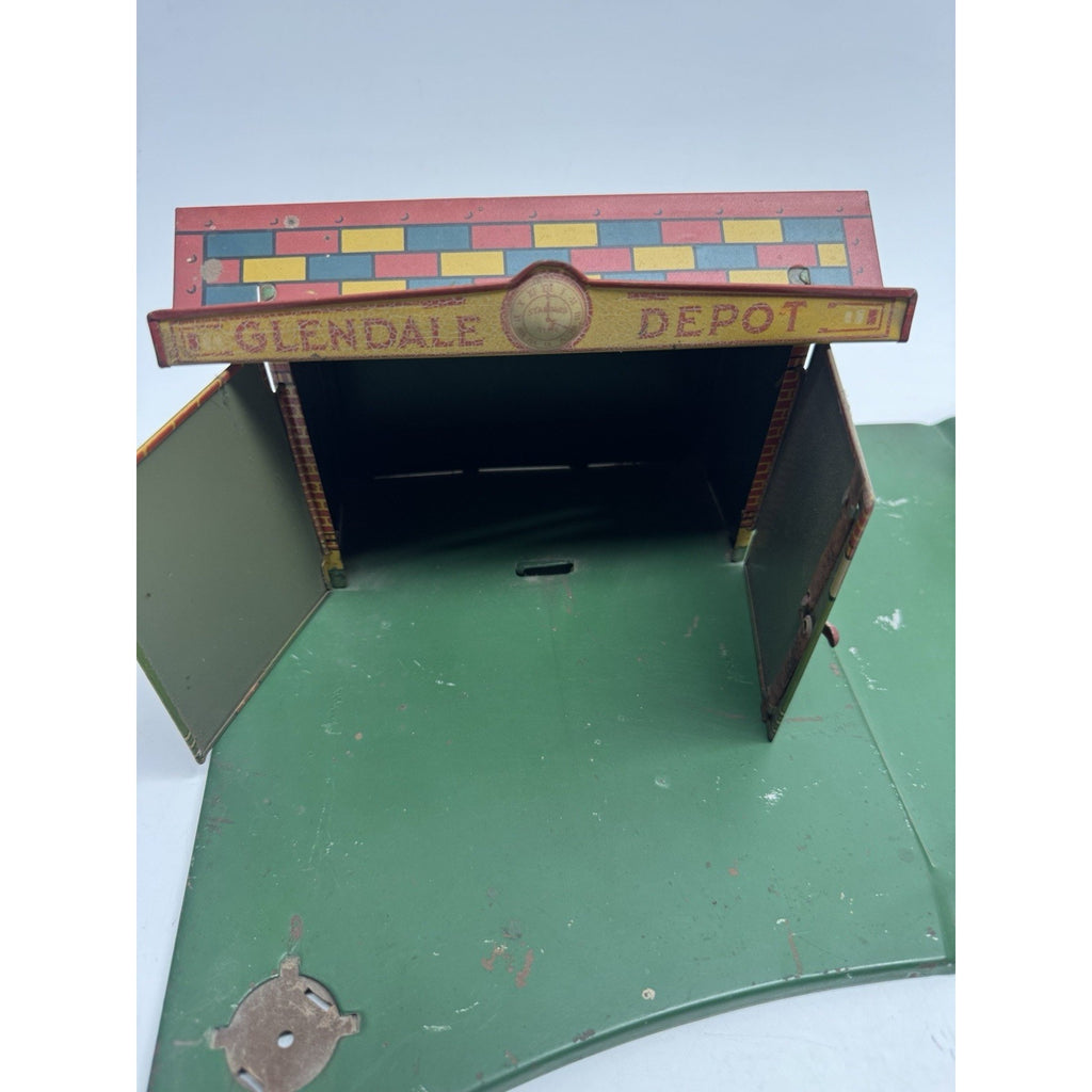 VINTAGE MARX #1900 Glendale Train Depot Pre-War Tin Toy O SCALE GOOD W/ LIONEL