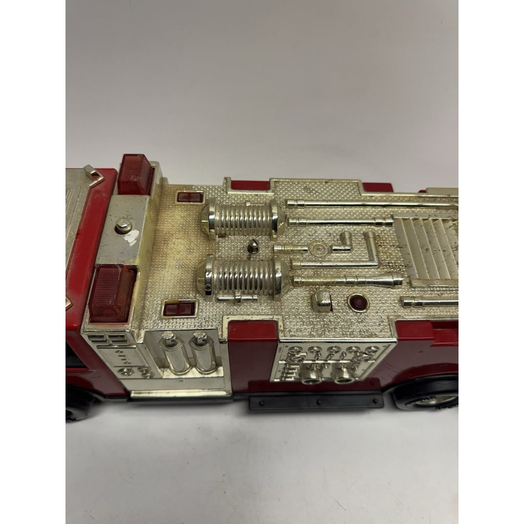 Vintage 1993 23" Tonka Fire Truck Engine No 5 Rescue Boom Ladder #92330