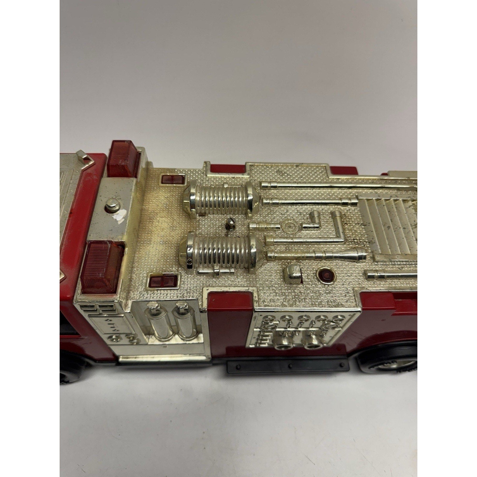Vintage 1993 23" Tonka Fire Truck Engine No 5 Rescue Boom Ladder #92330