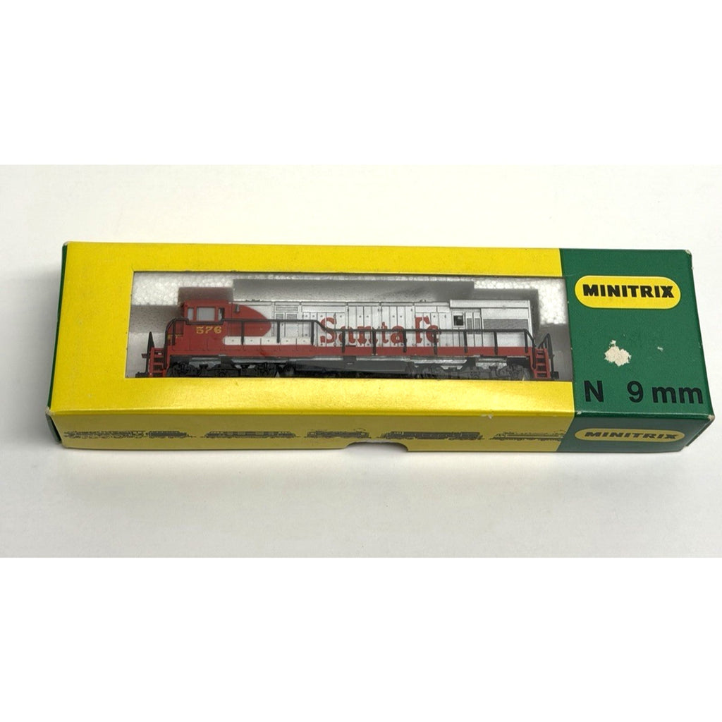 Vintage NOS Minitrix N Scale 51 2006 00 Santa Fe Diesel Locomotive #576