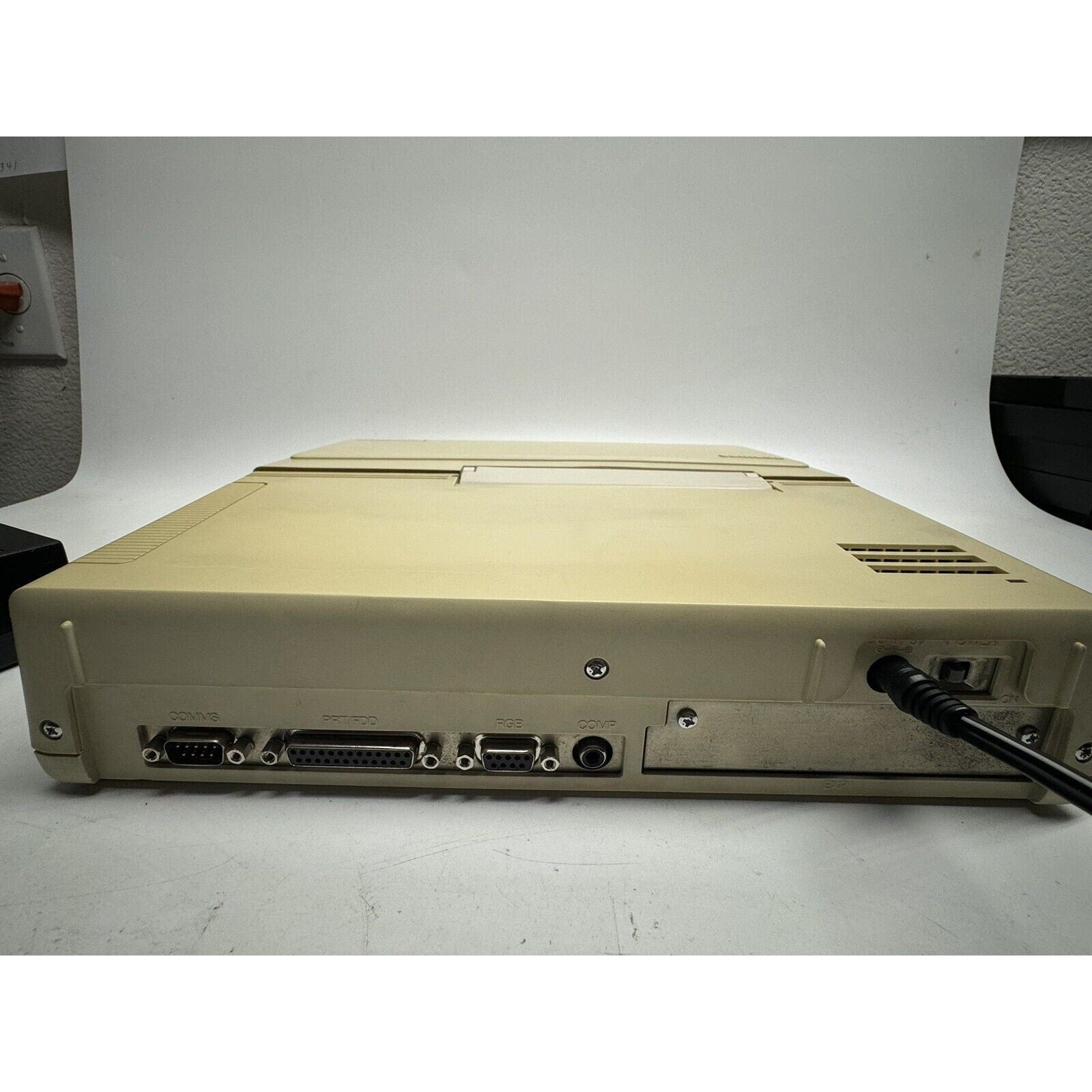 Vintage Toshiba T1100 Plus Laptop Computer, Dual DD Floppy Mono 640K : POWER ON