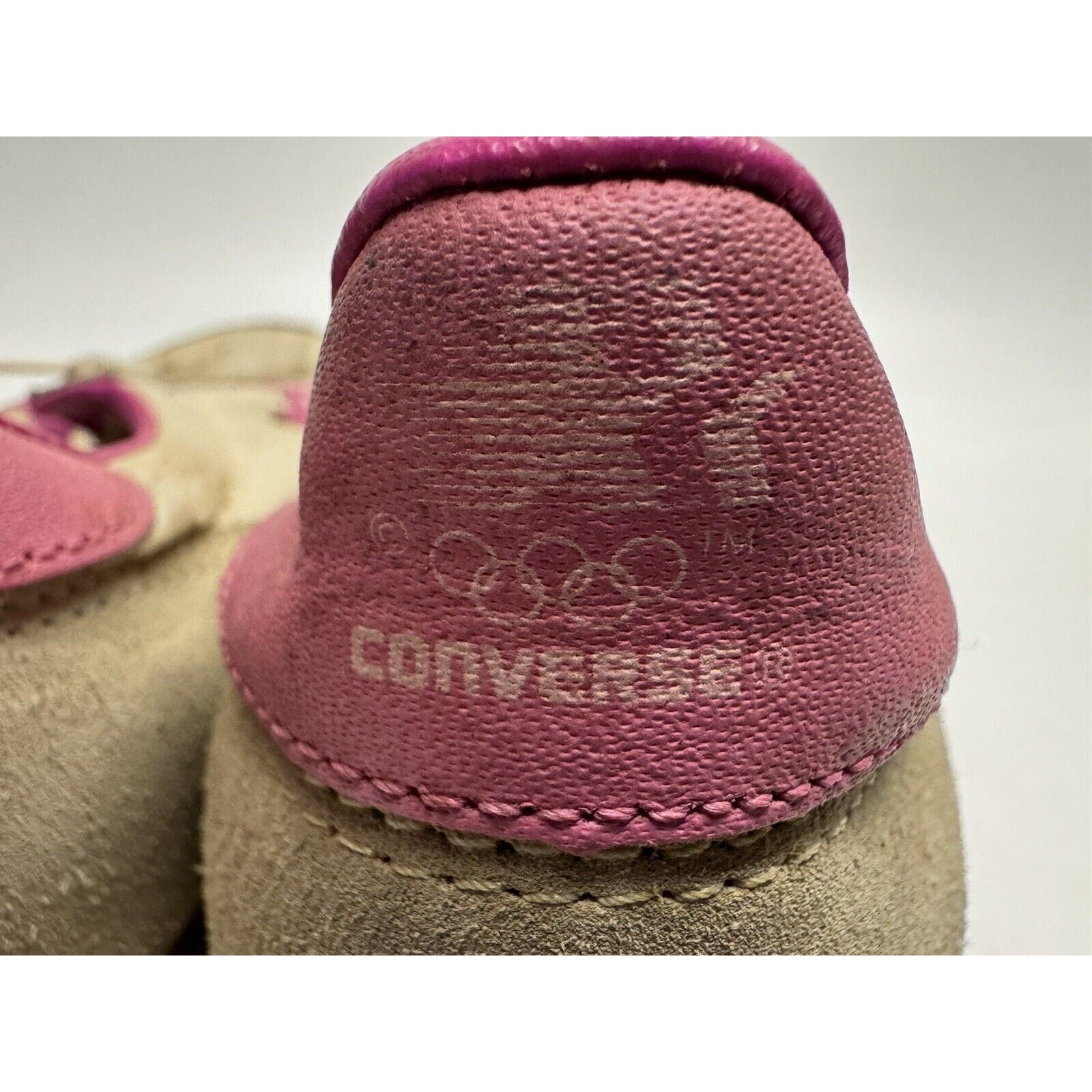 VINTAGE Converse L.A Olympics 1980's Magenta Trainers US Men's Size 9