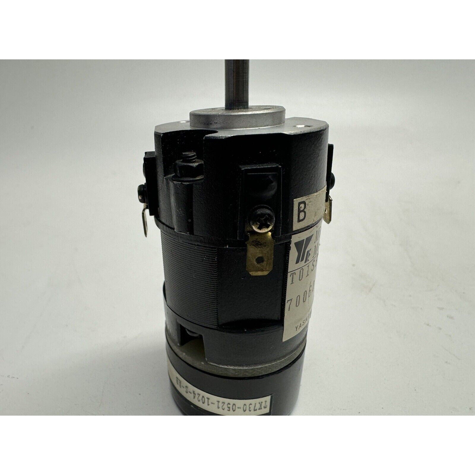 VINTAGE Yaskawa Electric Minertia Motor Mini Series T01SB4 700607 Made in Japan