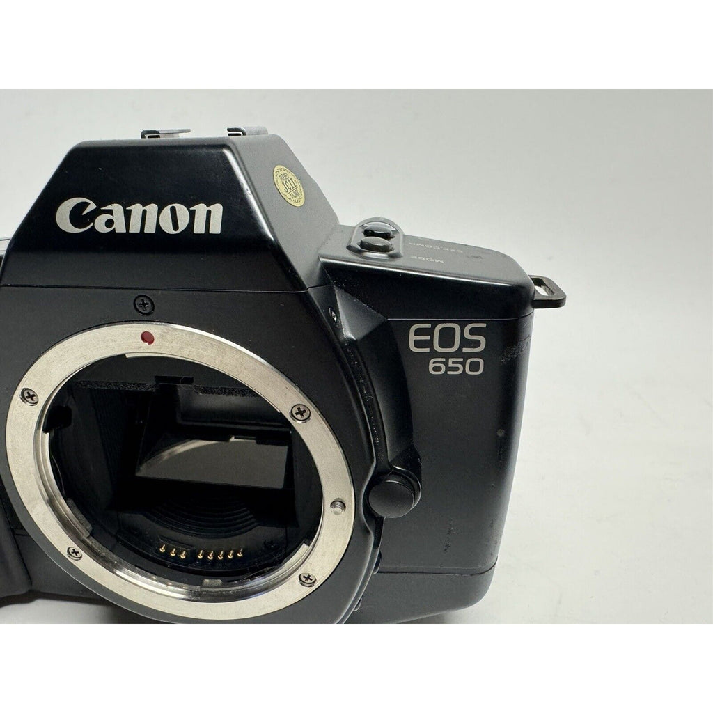 VINTAGE Canon EOS 650 35mm SLR Film EF Lens Mount Camera Body Only UNTESTED