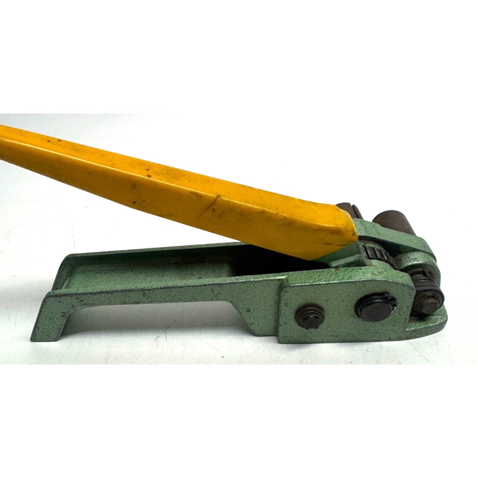 Vintage Nifty Products S1100T 1/2 Heavy Duty Polypropylene Strapping Tensioner.