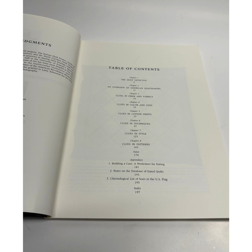 Vintage Clues in the Calico : A Guide to Identifying and Dating Antique Q