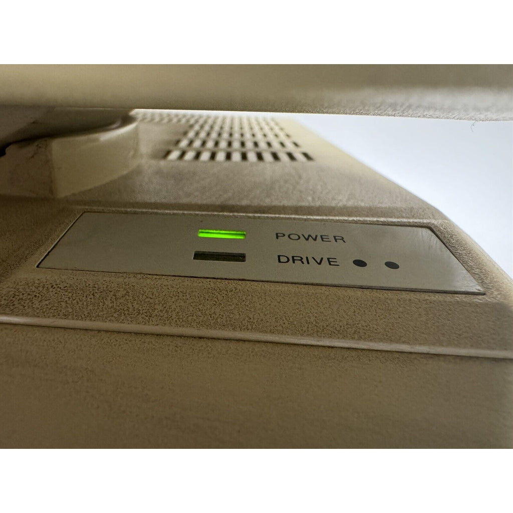 Vintage Zenith Data Systems 14ZDC3 Eazy PC Computer Powers Up