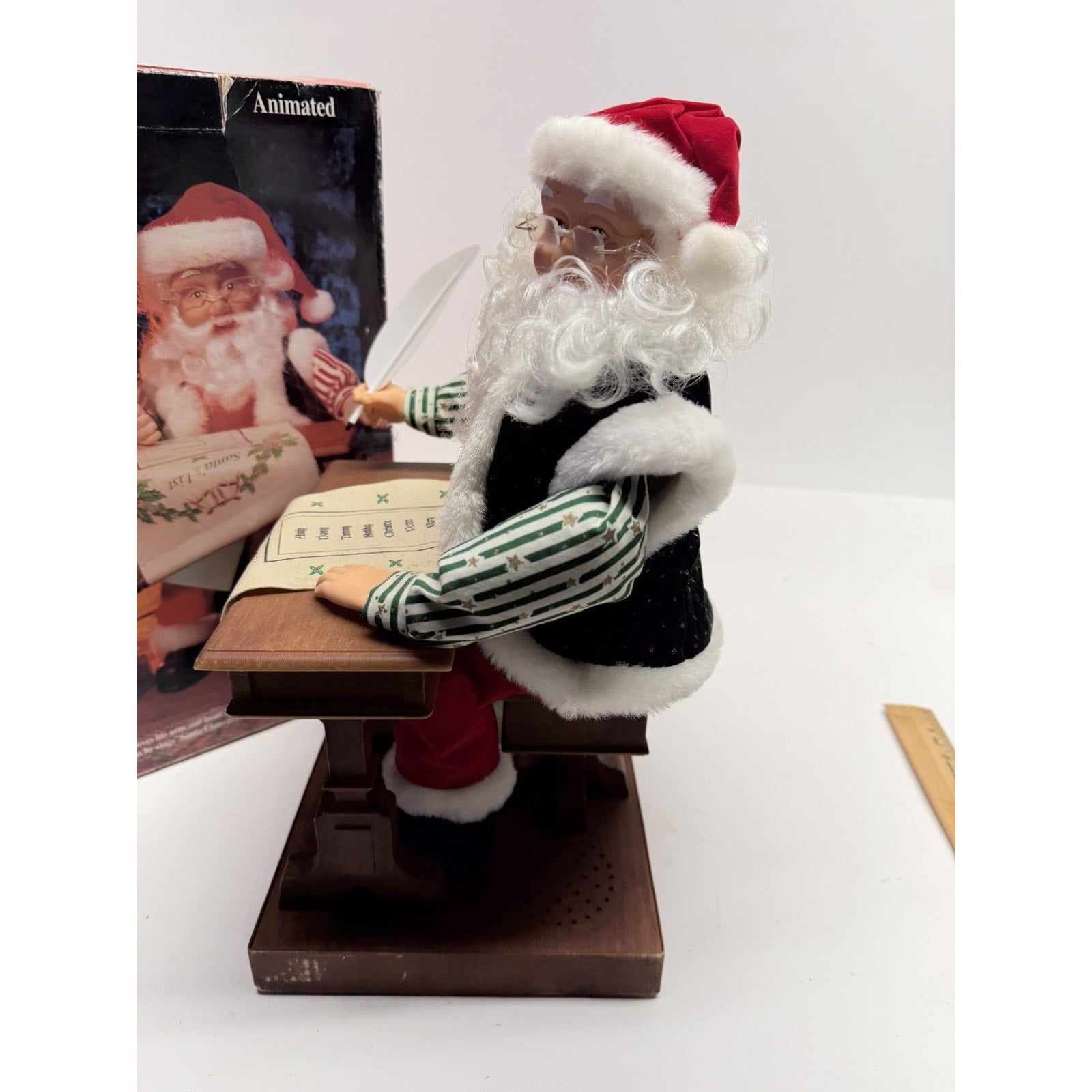 Vintage 1995 Gemmy North Pole Productions Singing Christmas Santa at His Desk