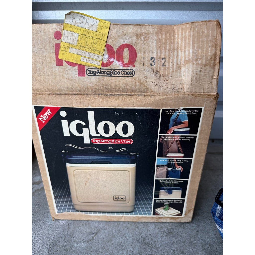 VINTAGE NOS 1984 Igloo Tag Along 8 Cooler Blue Grey Lid Strap Model 84