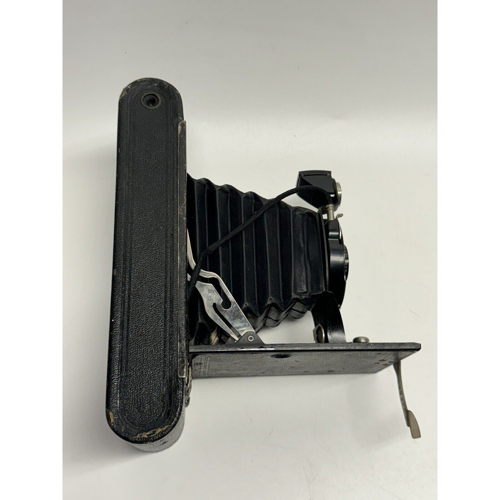 VINTAGE Kodak No 2A Folding Rainbow Hawk-Eye Model B camera 1931 to 1933
