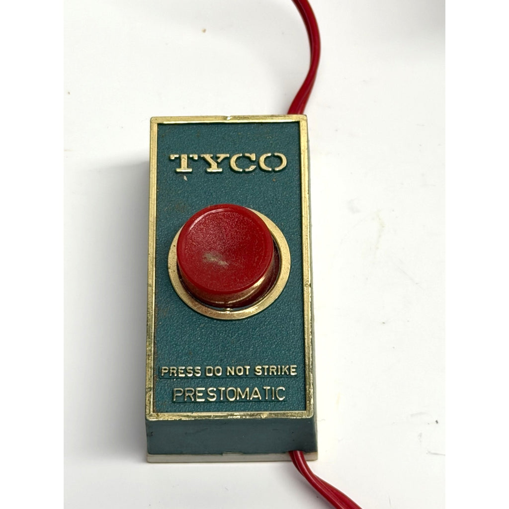 Vintage Tyco HO Scale - Freight Unloading Depot Remote Control No. 931-800