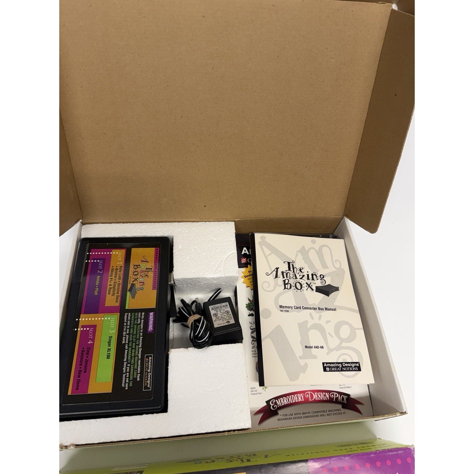 VINTAGE THE AMAZING BOX Designs Embroidery Conversion Box Memory Card Reader