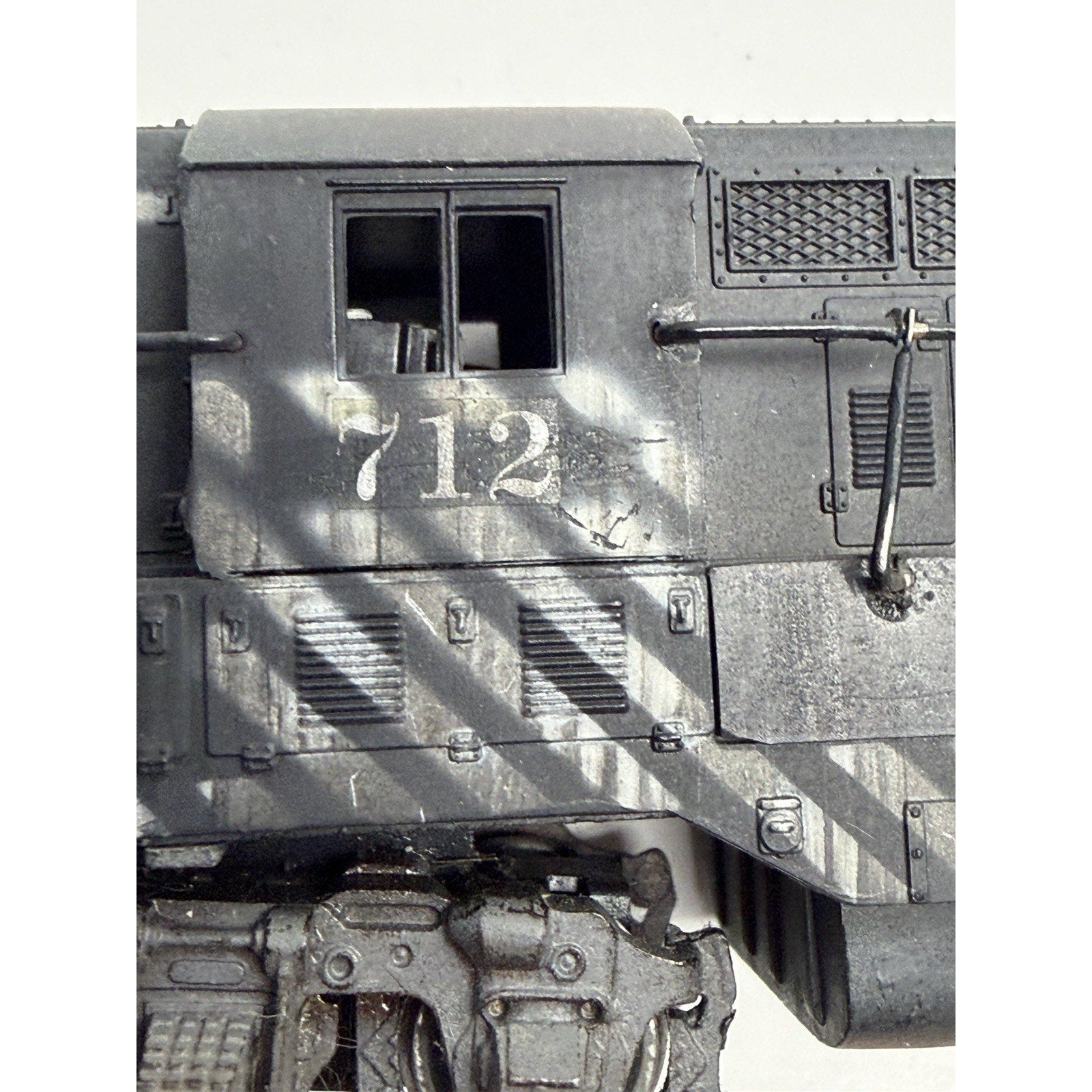 Vintage Athearn Genesis HO ATSF Santa Fe EMD GP7 Diesel Locomotive #712