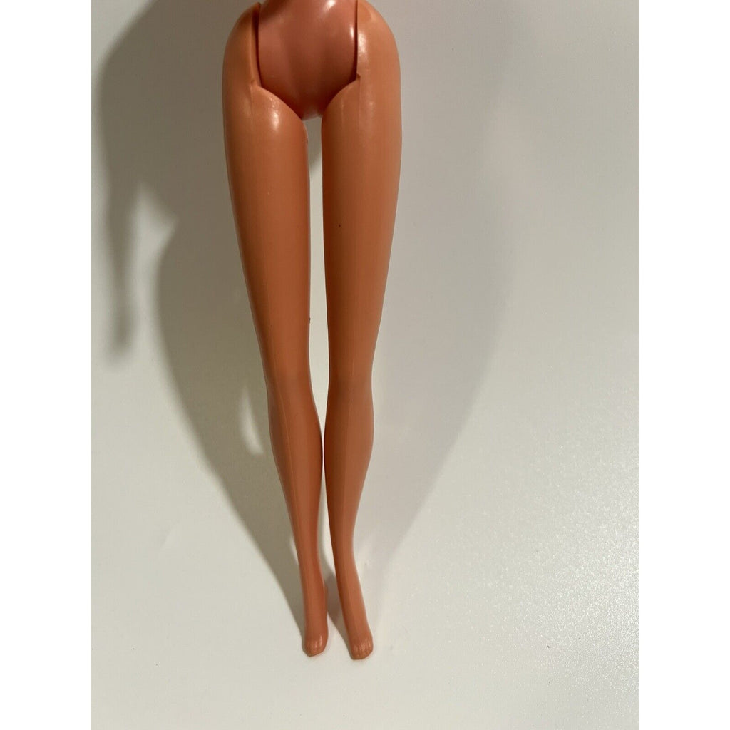 Vintage 1966 Blonde Twist 'N Turn Barbie Doll w/eyelashes & bend legs TAIWAN