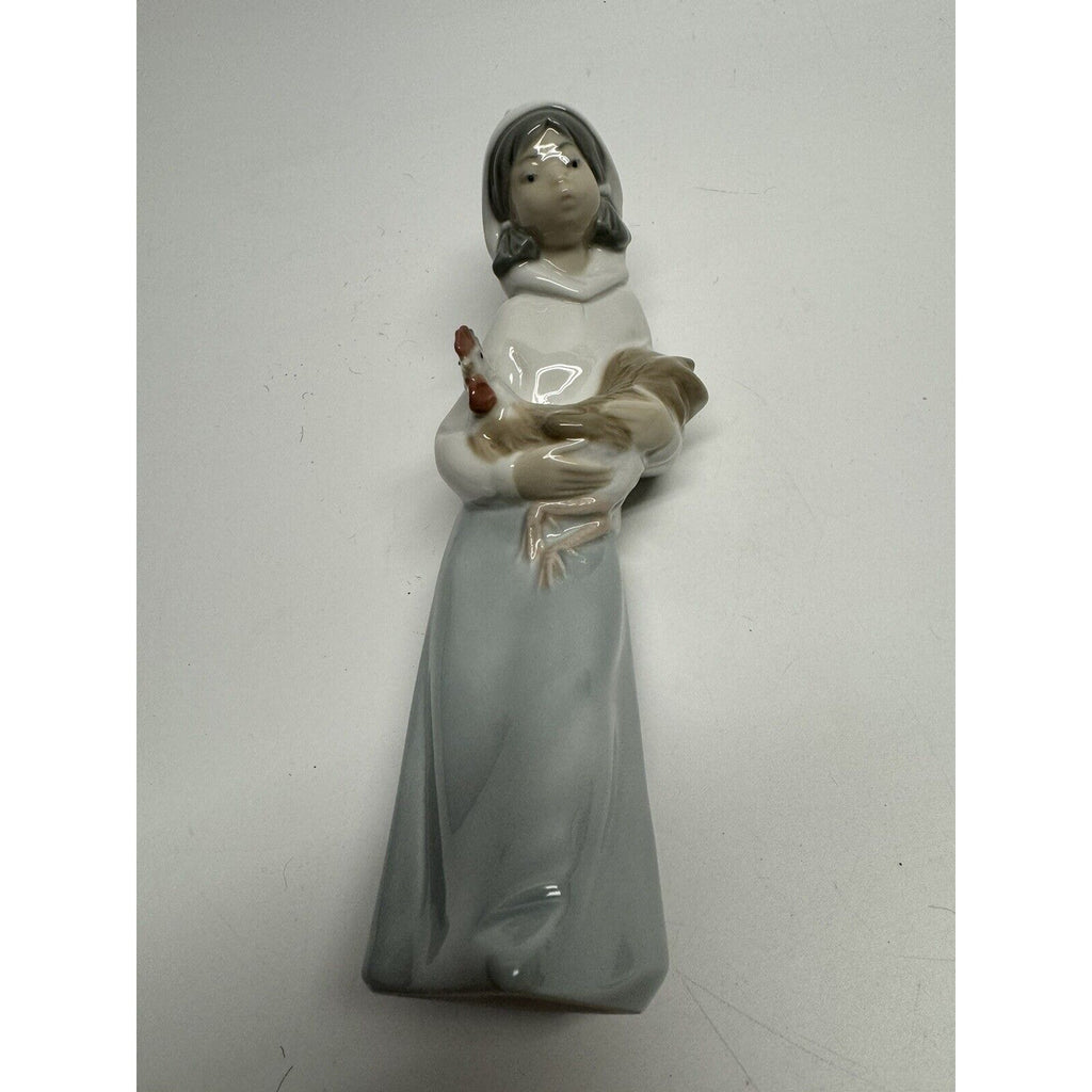 VINTAGE Lladro Finish "Girl with Rooster Chicken" 8" #4677 retired