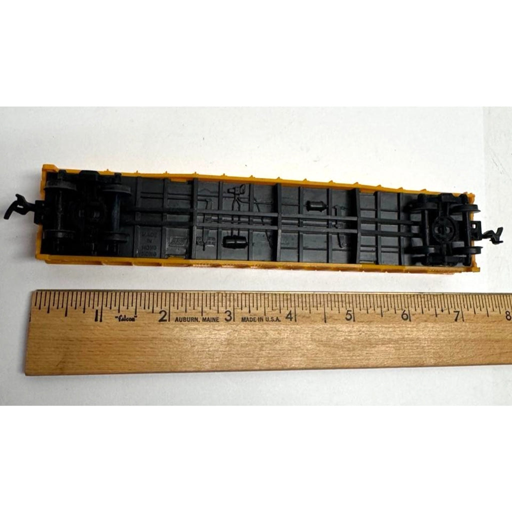 Vintage AHM HO Scale Union Pacific Yellow Gondola 50' MADE IN HONG KONG