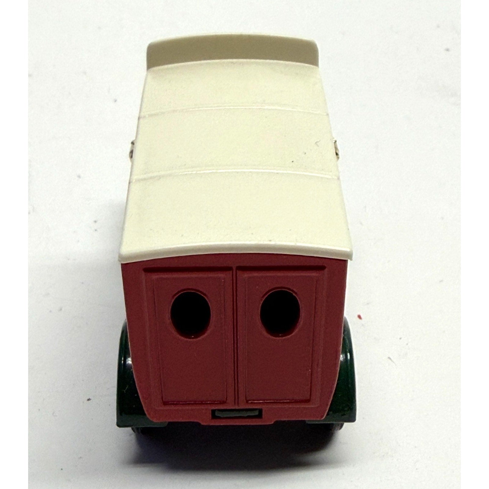 Vintage Lledo Days Gone 1920 Model T Ford van for "Golden Shred" marmalade