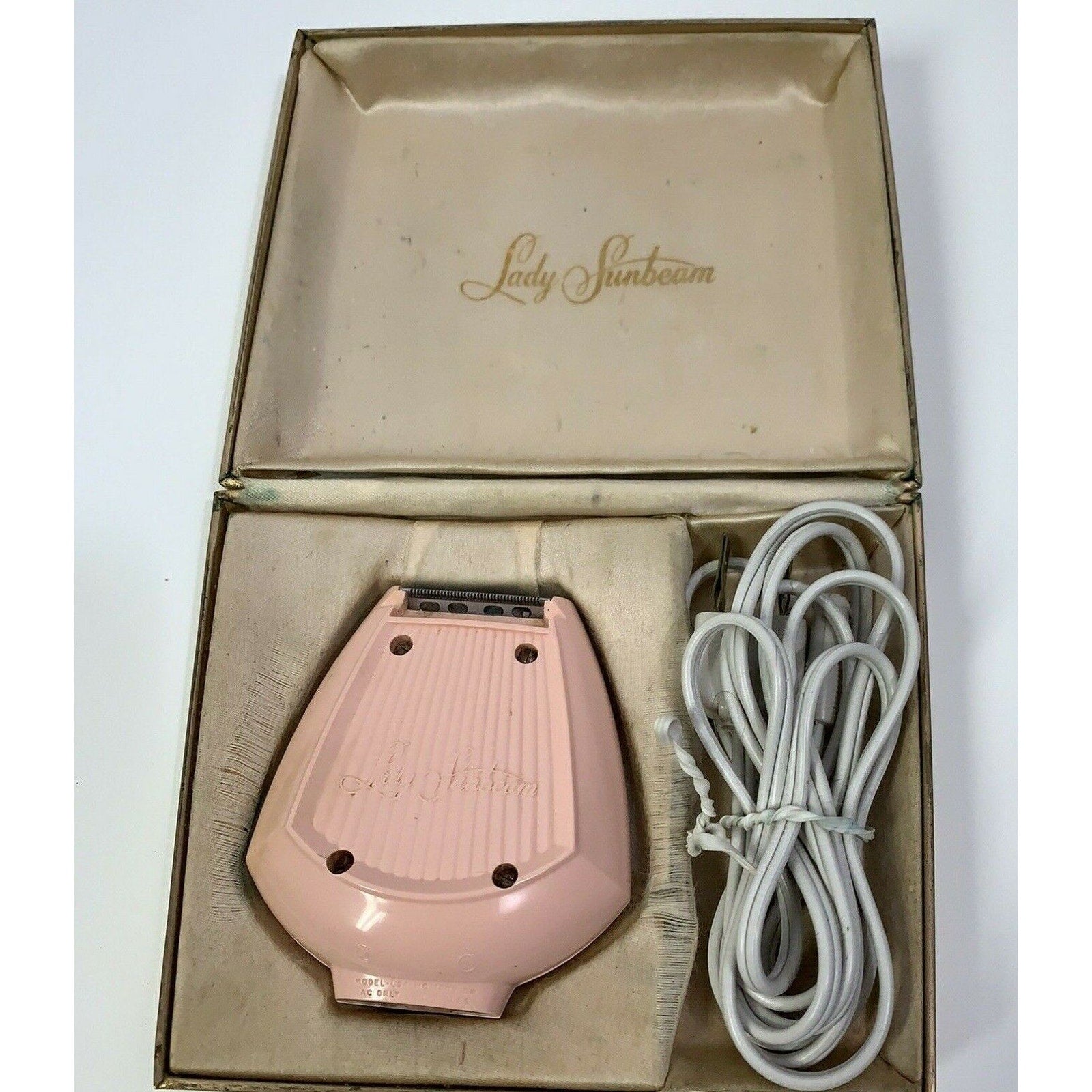 Vintage Lady Sunbeam Electric Pink Shavemaster Shaver