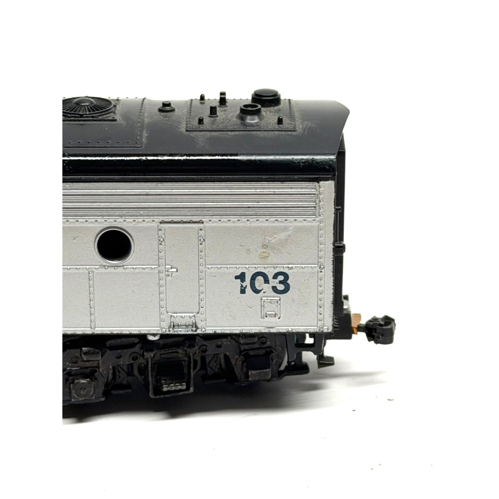Vintage HO Scale Amtrak Super Power Diesel #103
