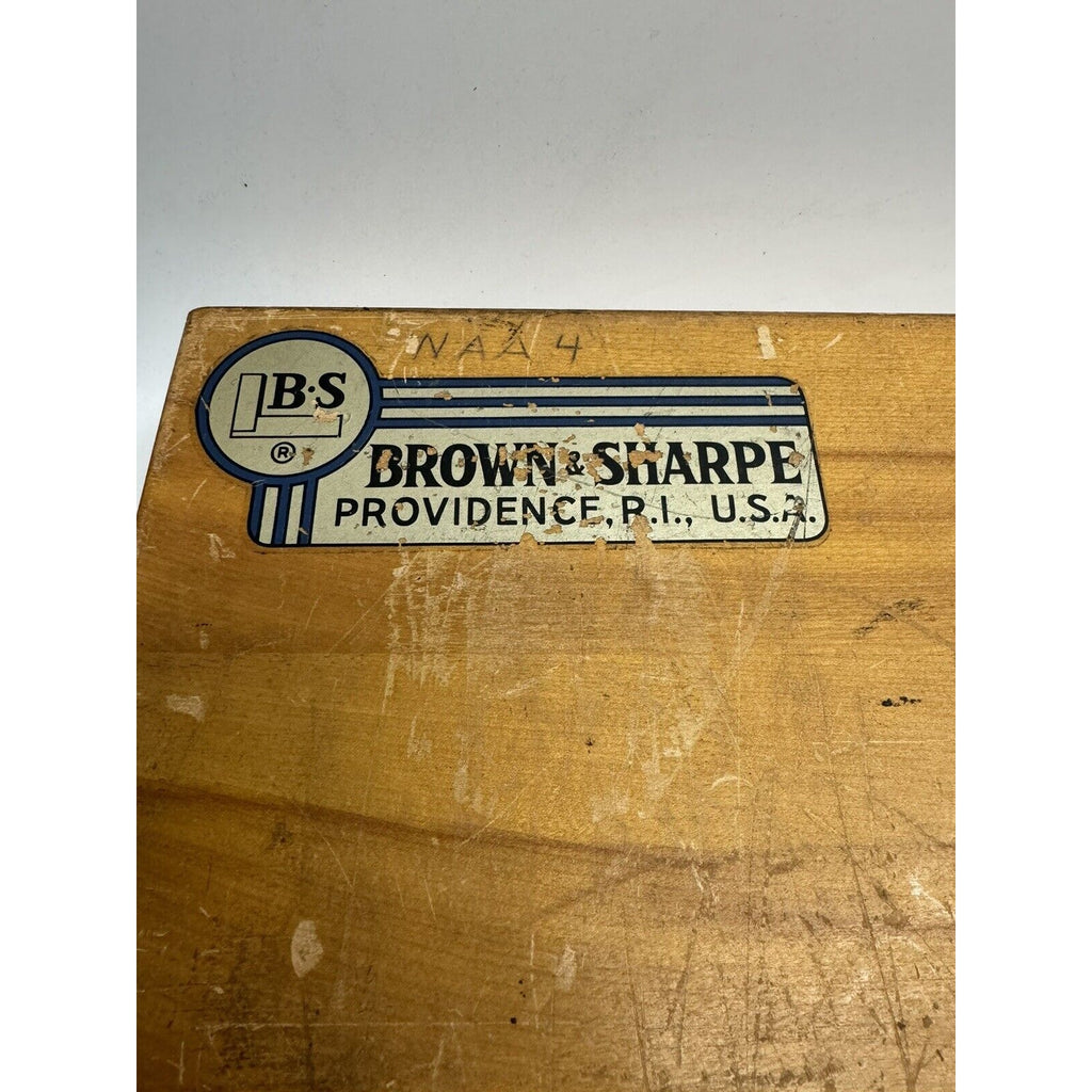 VINTAGE Brown & Sharpe No. 586 Height Gauge 20" With Wooden Case & Accessories