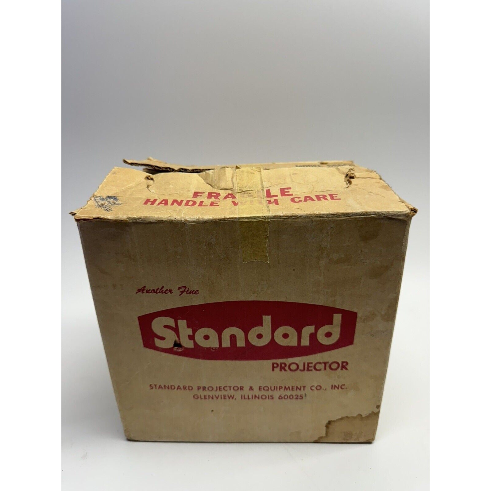 VINTAGE Standard Filmstrip Projector Model 666CN MADE IN USA