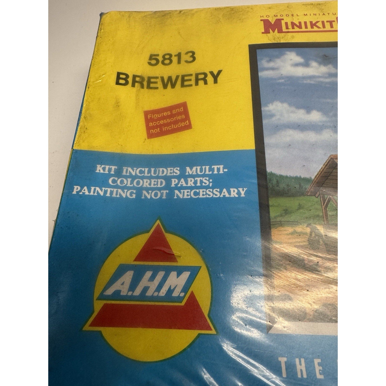 VINTAGE FACTORY SEALED A.H.M. HO U/A "BREWERY" PLASTIC MODAL KIT #5813