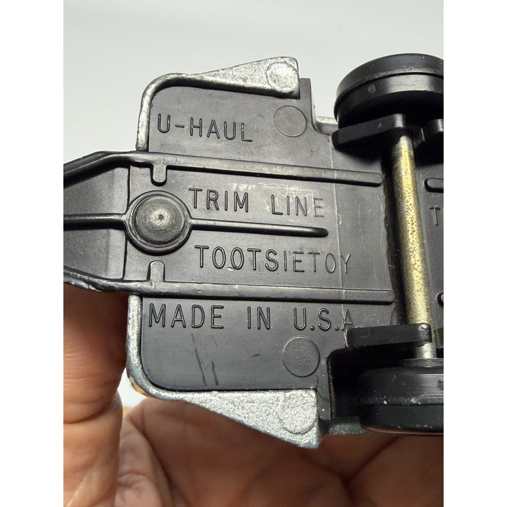 Vintage Tootsie Toy U-Haul Trailer Die Cast Bottom Plastic Top China 1970