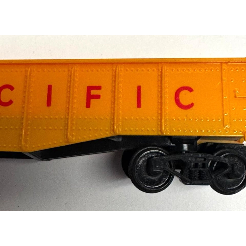 Vintage AHM HO Scale Union Pacific Yellow Gondola 50' MADE IN HONG KONG