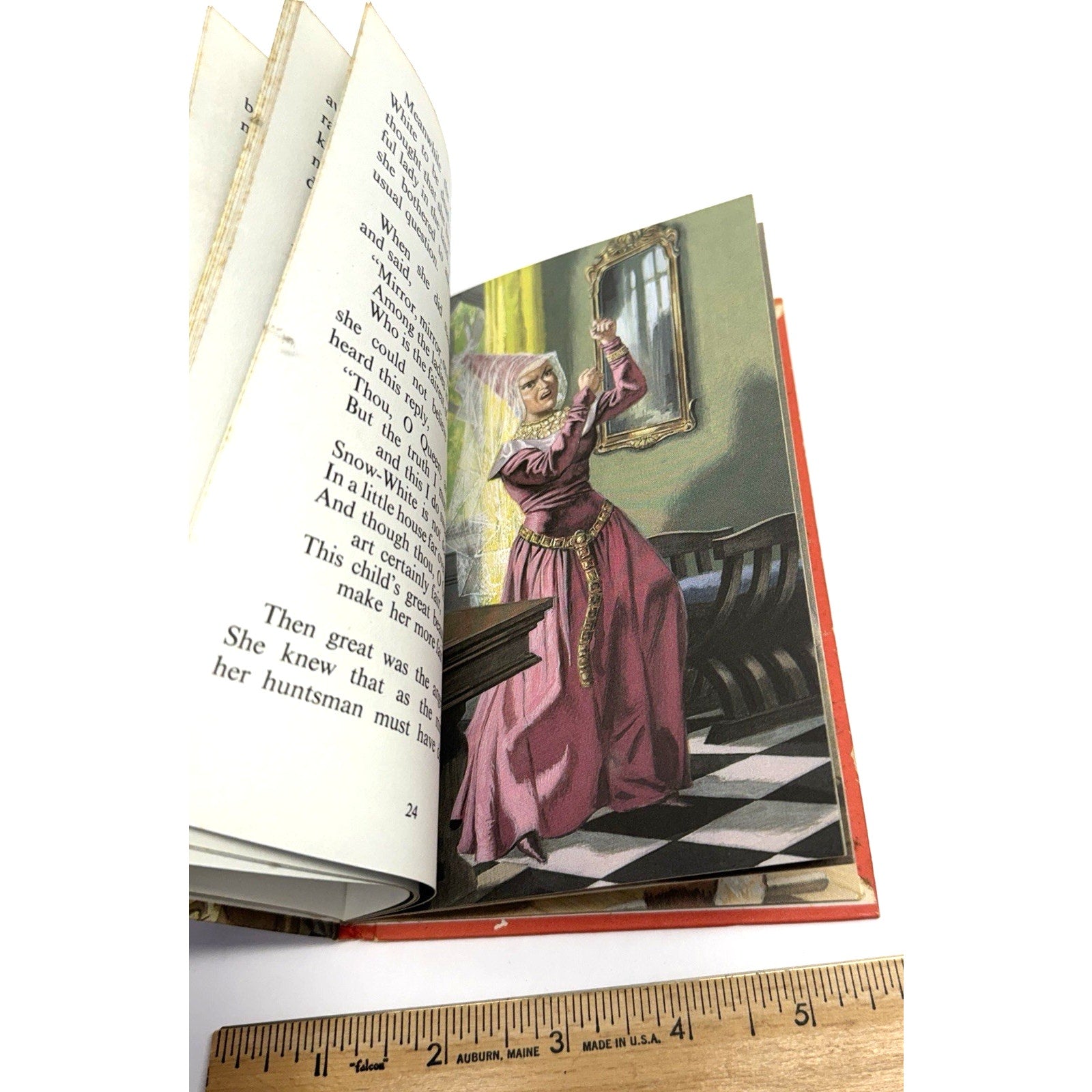 Vintage Ladybird Book – Snow-White & the Seven Dwarfs - 606D