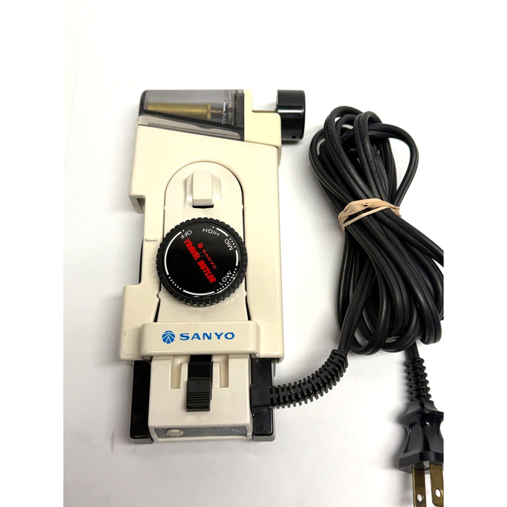 Vtg Sanyo Travel Butler Mini Portable Electric Iron Spray Feature. 5