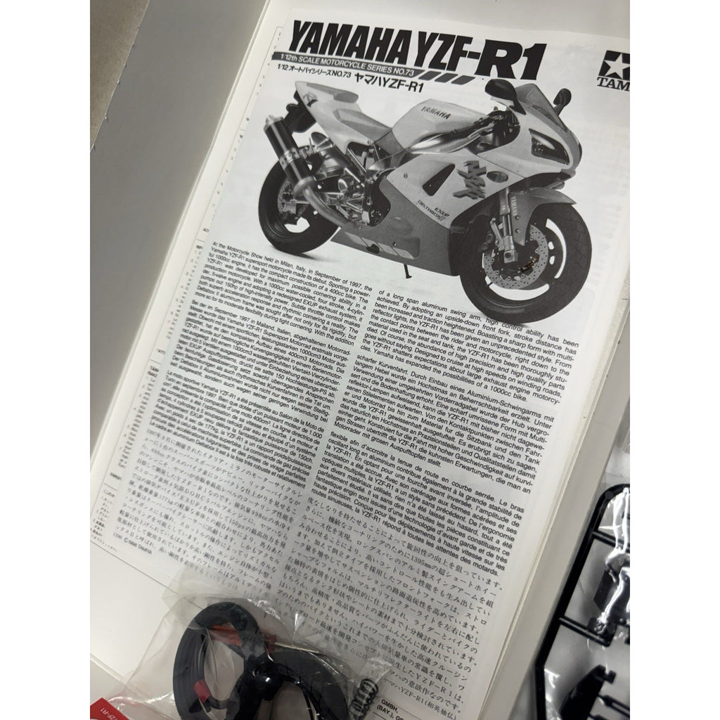 VINTAGE 1998 NOS Tamiya 1/12 Scale Model Motorcycle Kit Yamaha YZF-R1 #14073