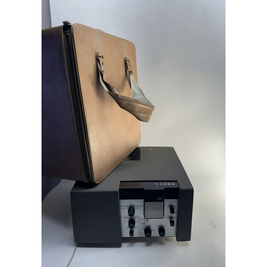VINTAGE Bausch & Lomb 755 35mm Balomatic Slide Projector Anastigmat f3.5 w/Case