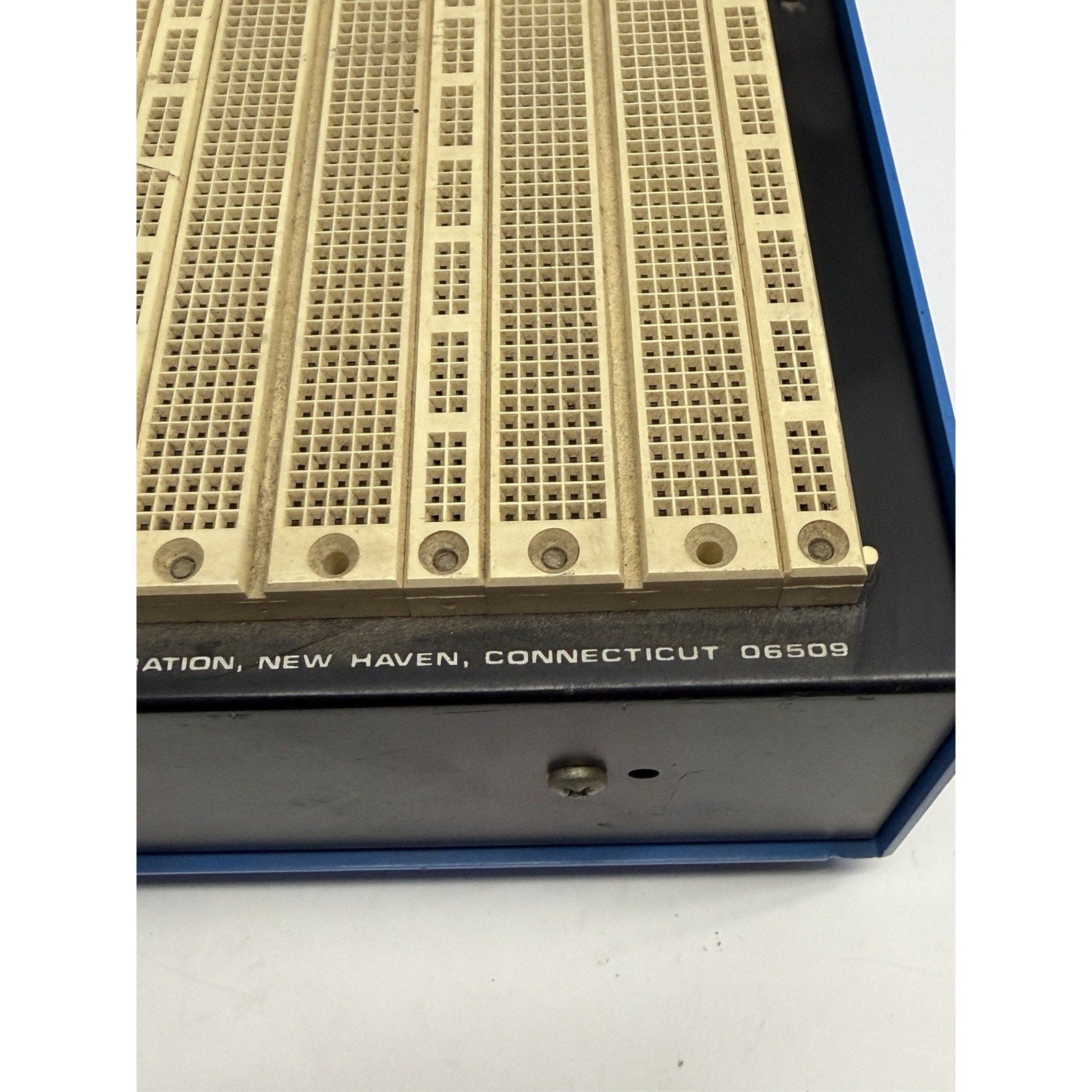 VTG Global Specialities Proto-Board PB-203A - Triple Output Powered Breadboard