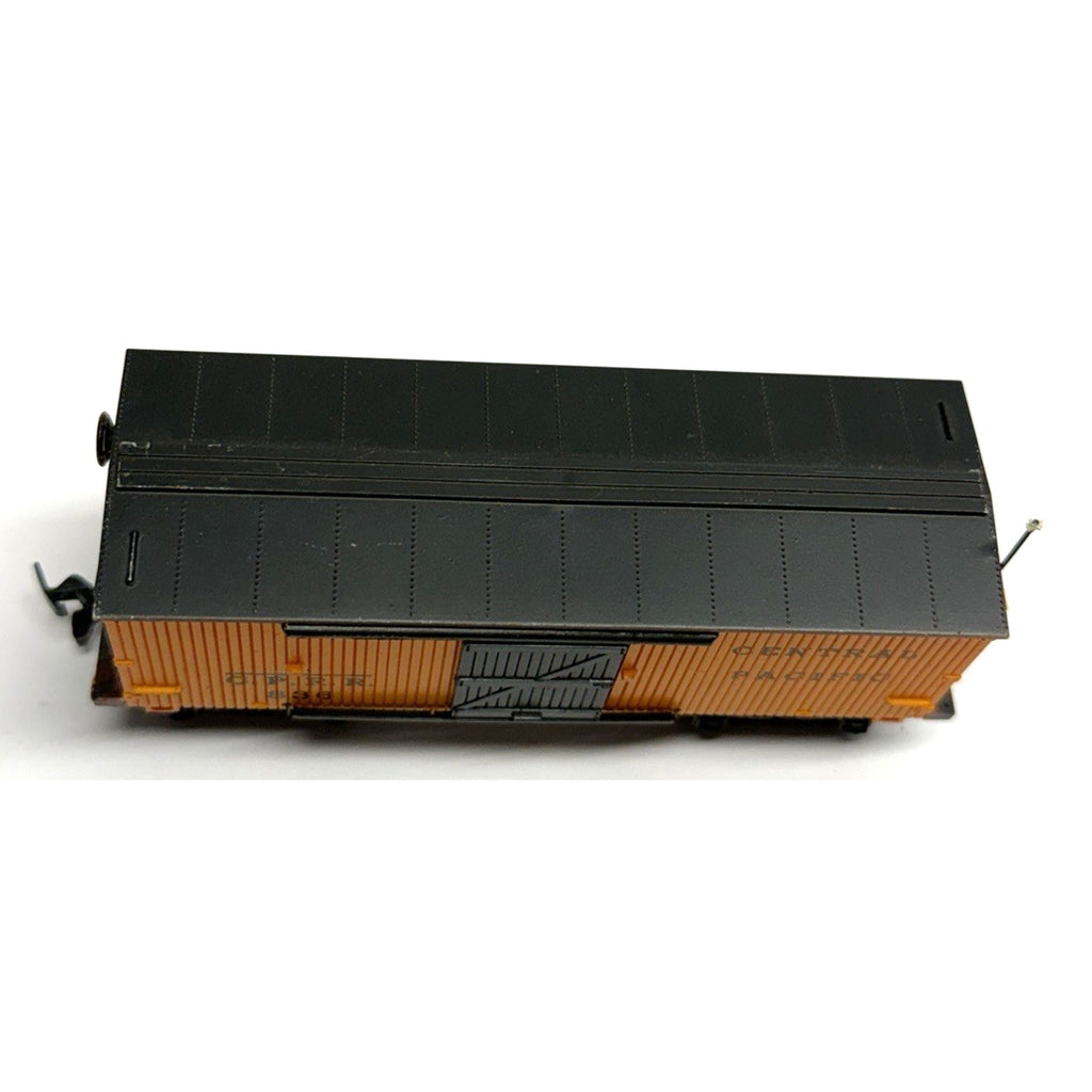 Vintage HO Scale Central Pacific Railroad Car 836 Mantua Boxcar