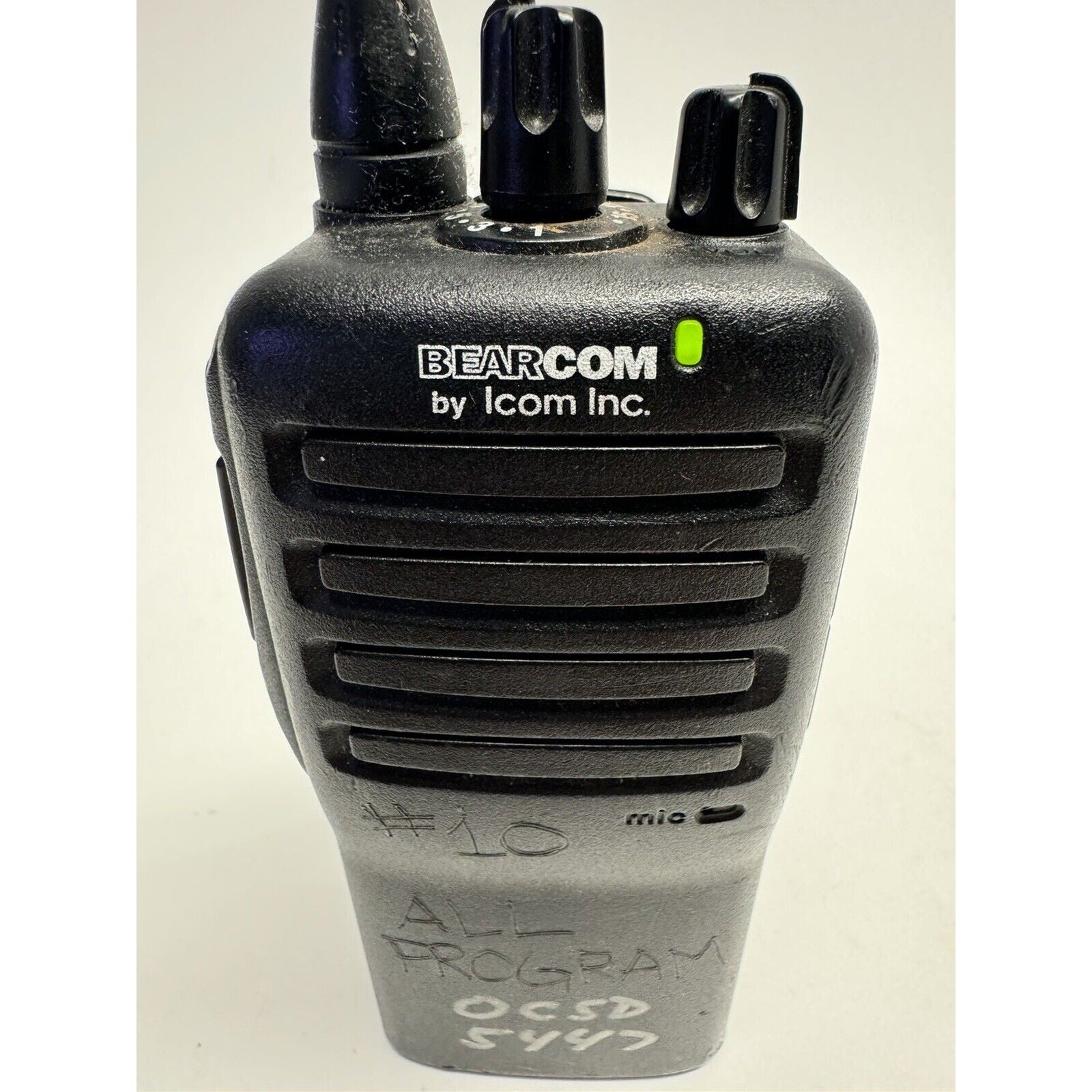 VINTAGE BEARCOM BY ICOM INC Two-Handheld Radio - POWER ON