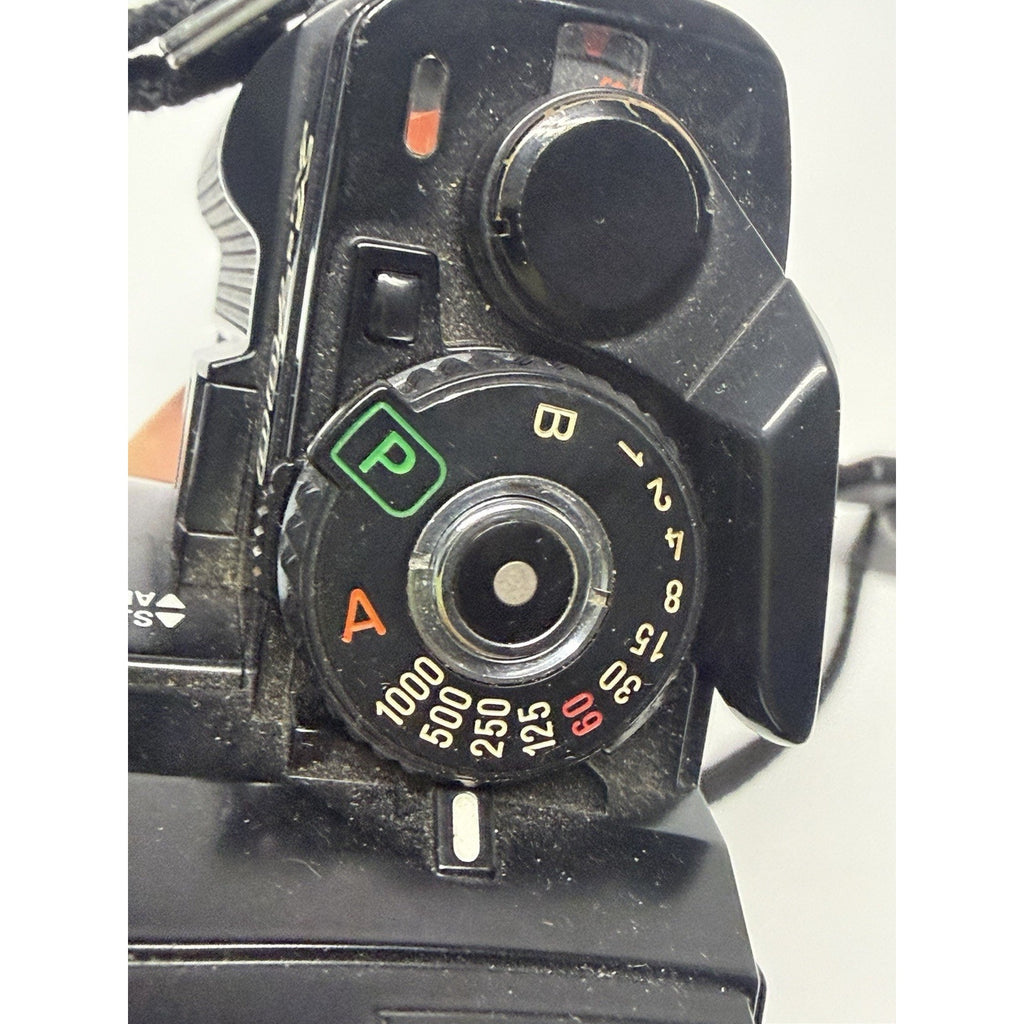 VINTAGE Minolta X-700 35mm Film Camera MC ROKKOR-X 50mm f/1.7 Lens
