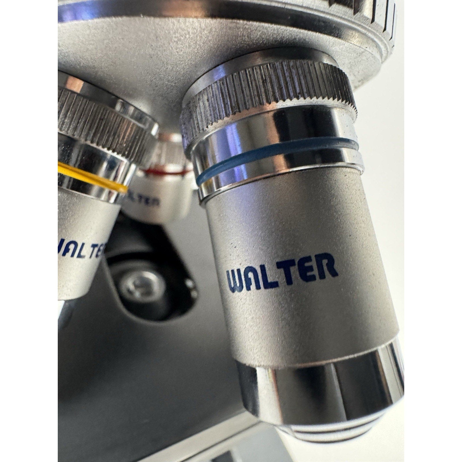 Gently Used Binocular Compound Microscope w/WF10X Eyepieces & Walter Lenses