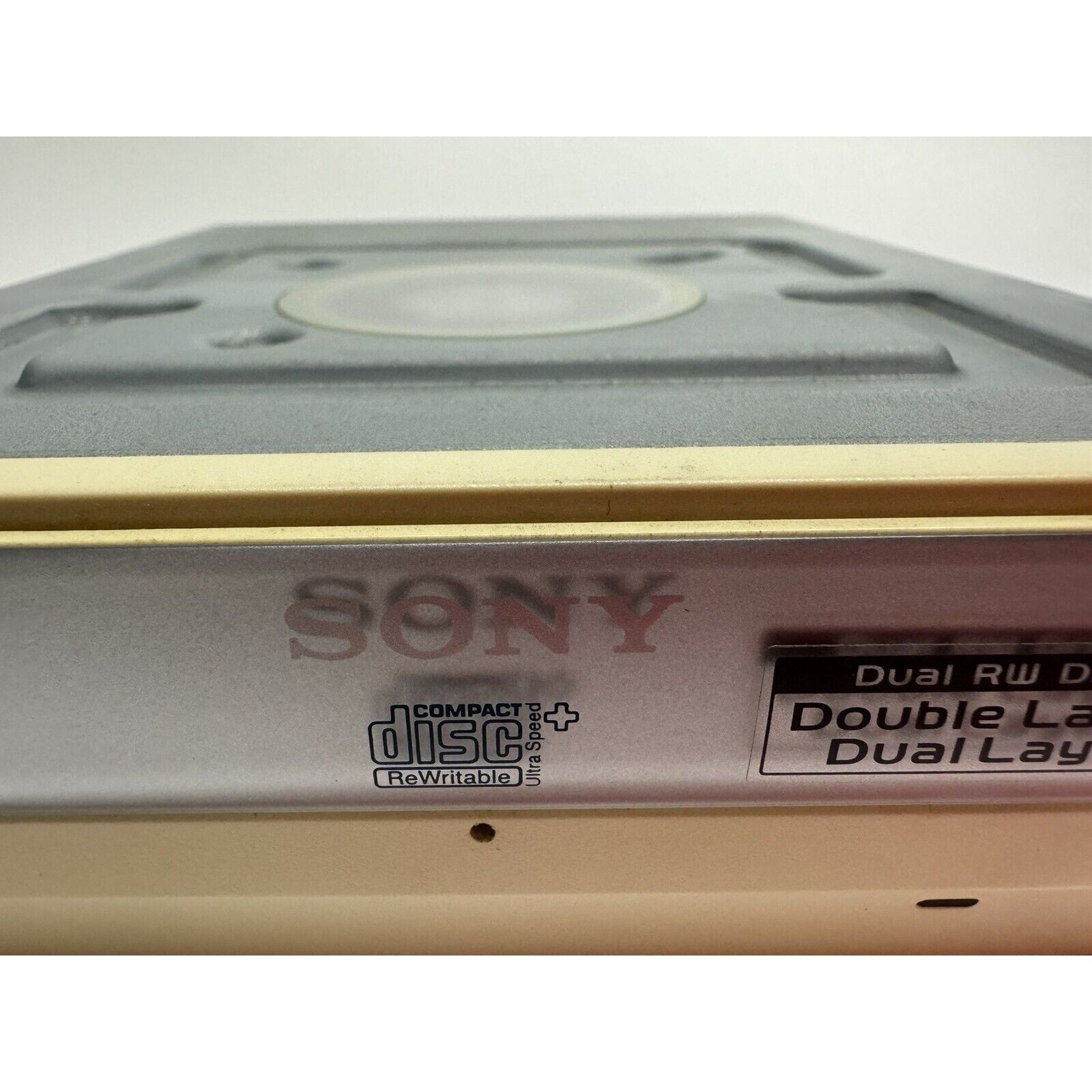 VINTAGE NEW SONY DRU-810A-R DVD/CD DUAL LAYER REWRITABLE DRIVE 8.5GB