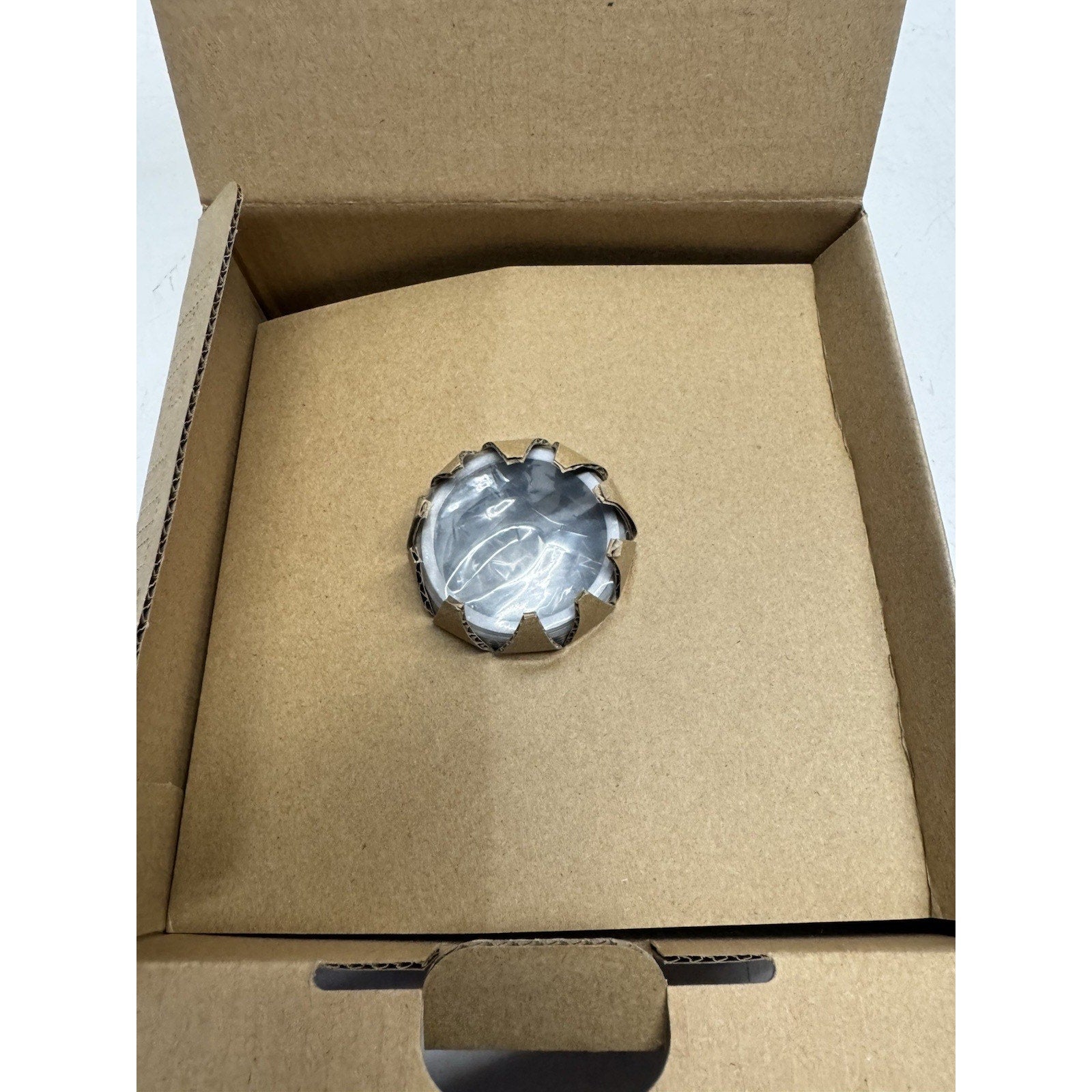 NEW SEALED PACKAGE Hanwha SBP-300HM5 Hanging Mount Cap