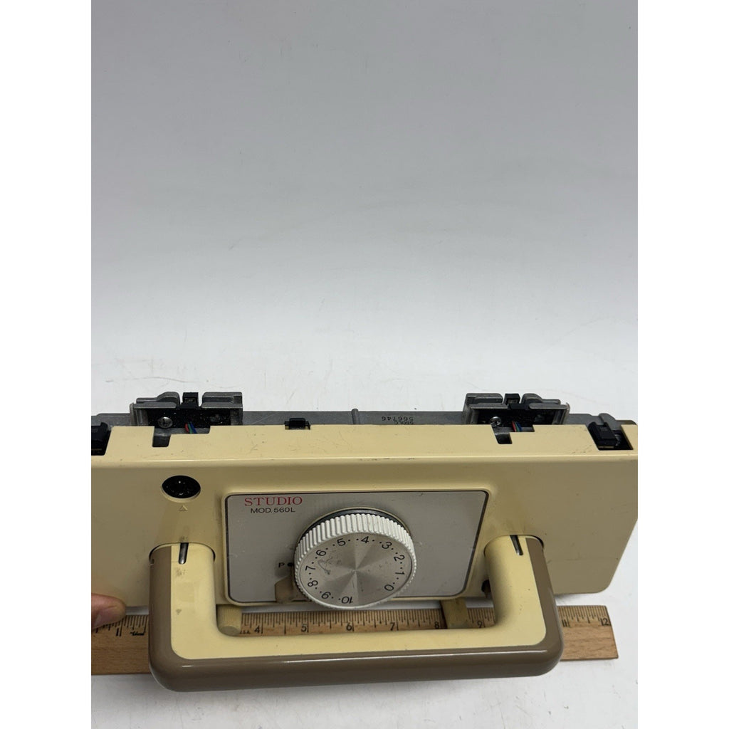 VINTAGE Studio 560L /Singer LC 560 Electronic Knitting Carriage Made in Japan