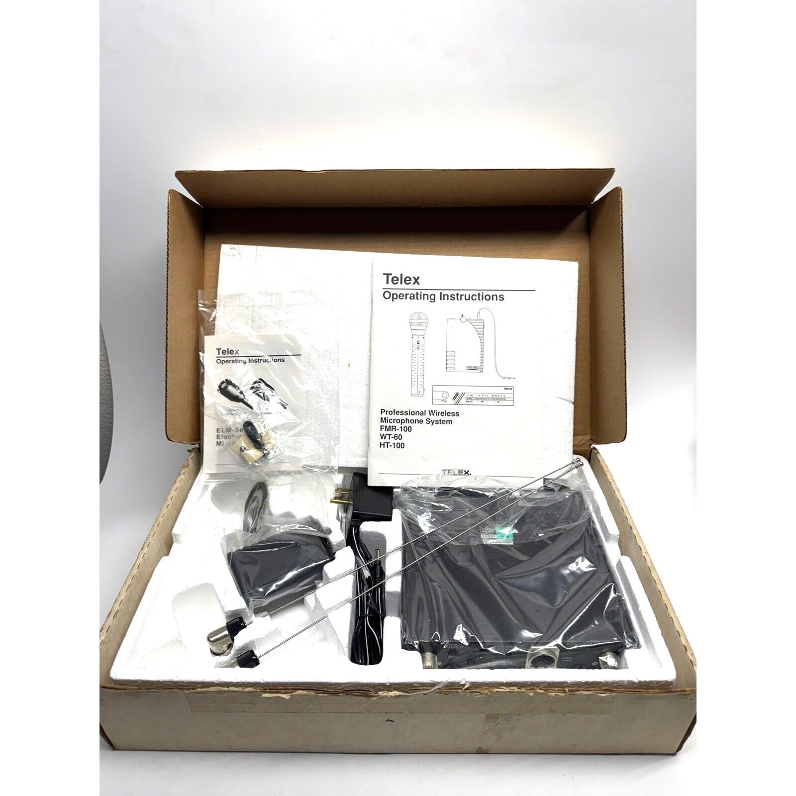 VINTAGE NOS Telex FMR-100 Wireless Microphone Receiver