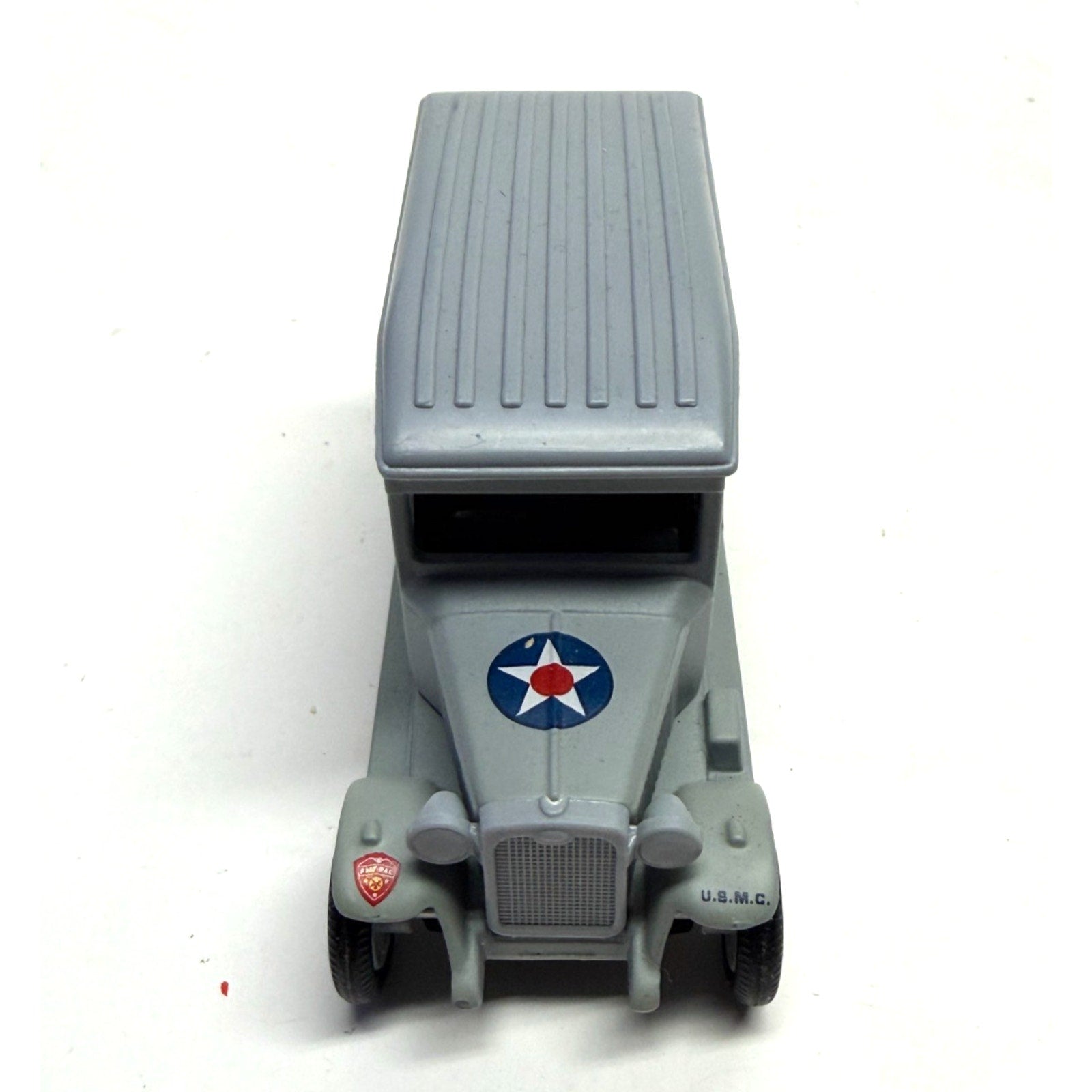 VTG Lledo "Days Gone" die-cast model of a U.S. Marine Corps ambulance